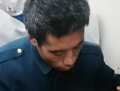 用盆吃10袋泡面男子回应月薪2万邀约 结果真的令人大吃一惊