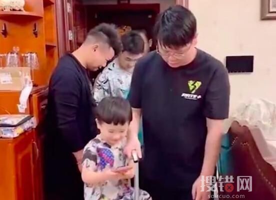 暑假花舅舅6万的外甥们国庆节又来了 舅舅欲哭无泪