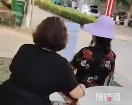 大妈连续10个月小区吹乐器扰民 到底是什么情况？