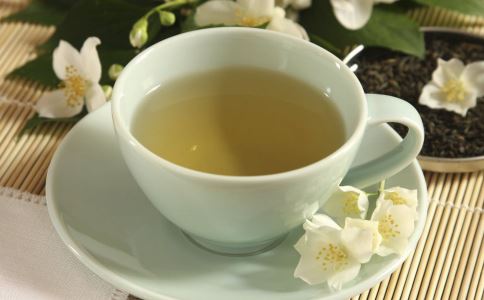 金银花薄荷茶能祛痘吗 金银花薄荷茶的功效 金银花薄荷茶能不能祛痘