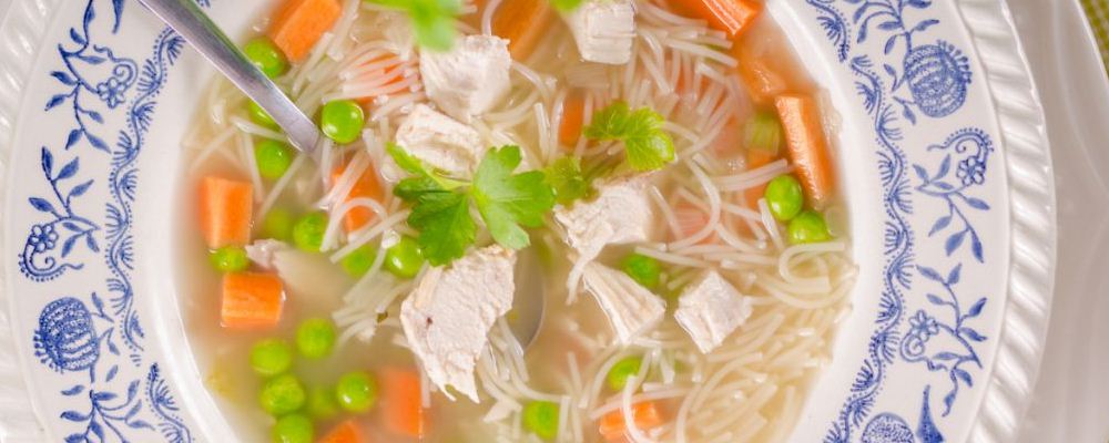 子宫肌瘤 子宫肌瘤有哪些常见症状 子宫肌瘤饮食有哪些禁忌