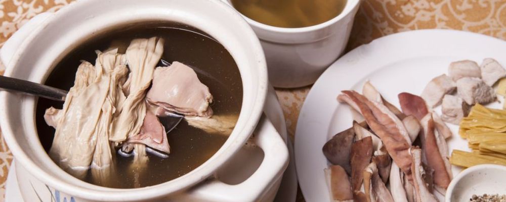 吃什么菜能补出好气色 哪些食疗方能补血 补血的食疗方有哪些