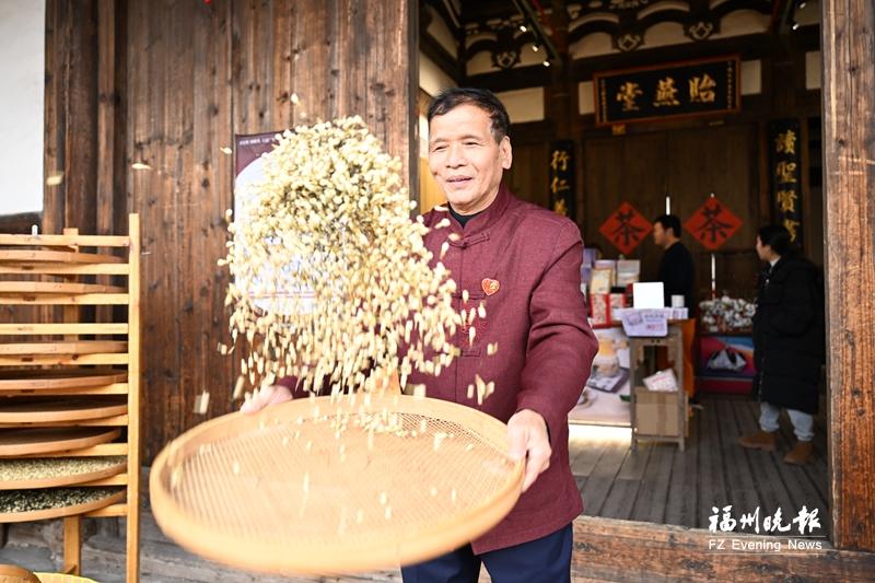 张子建：福州茉莉花茶“宣传大使”