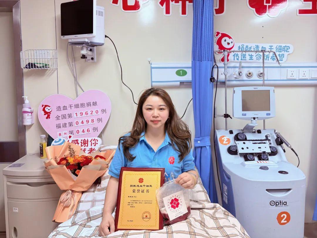 福建小姐姐一个举动挽救香港同胞！