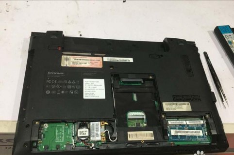 盖上笔记本电脑盖板（笔记本盖上盖子还能运行吗）-图2