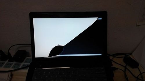  笔记本出现symantecgost「笔记本出现白屏是什么情况」-图1