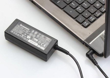  笔记本边充电边用「笔记本边充电边用对电池有影响吗」-图1