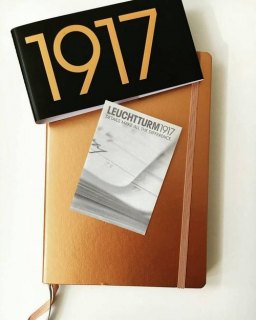 灯塔1917笔记本-图1