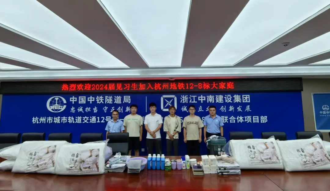 身份证号码与姓名核对_核对身份证和姓名_核对证姓名号码身份怎么填