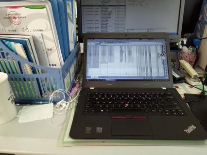 老师用的笔记本,老师的笔记本电脑被学生弄坏了怎么办 -图1