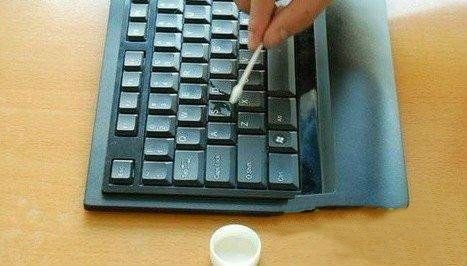 苹果笔记本怎样清洗键盘-图2