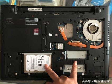 笔记本安装了固态硬盘还能安装内存条吗 笔记本安装了固态硬盘-图1