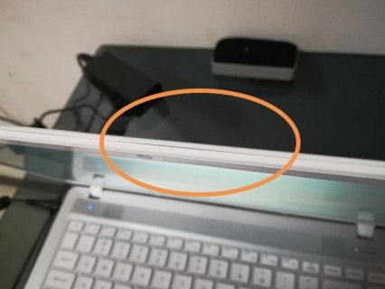 笔记本盖子合下有缝隙_笔记本盖子合上是什么状态-图1