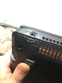 笔记本旁边接口漏电_笔记本接口处漏电-图2