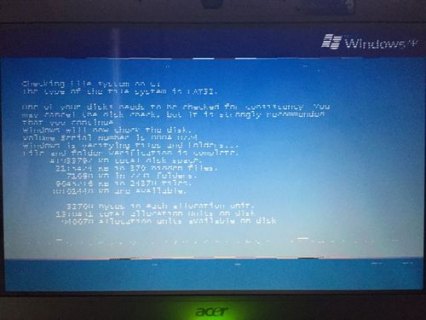 笔记本开机黑屏声音提示音-笔记本开机黑屏有声音-图1