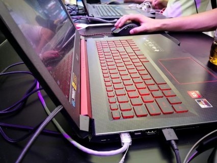 笔记本有没有刻录机「笔记本有没有刻录机功能」-图1