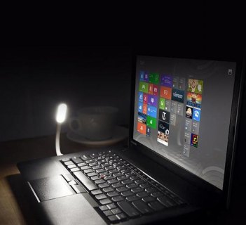  笔记本夜灯是什么「笔记本上的灯」-图2