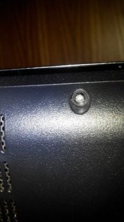 笔记本换螺丝（笔记本螺丝无法拆卸）-图1