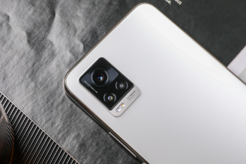 s7 机身厚度多少「s7的厚度」-图1