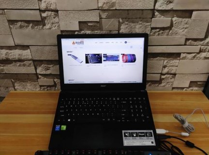 笔记本倾斜_笔记本倾斜放置有影响吗-图1 笔记本倾斜_笔记本倾斜放置有影响吗-图1