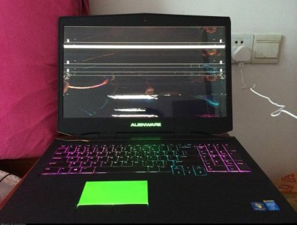  外星人笔记本屏幕花「外星人笔记本屏幕花了怎么修」-图1