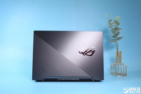 240HZ游戏笔记本-图2
