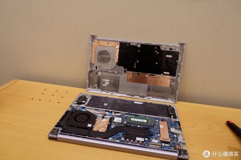 华硕笔记本拆硬盘-图2