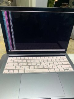 苹果笔记本屏幕上有污垢-图1