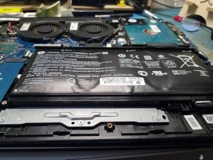 笔记本内置电池涨（笔记本电脑电池胀了咋办）-图2