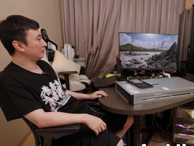 王思聪的电脑为何选择服务器规格？