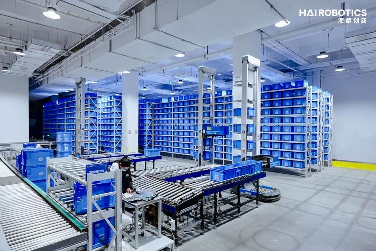 什么是犀牛智投MT4服务器及其功能特点？