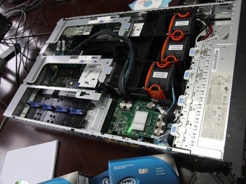lpv9根服务器的作用与重要性是什么？