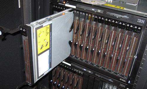 盲人如何管理和维护他们的服务器？