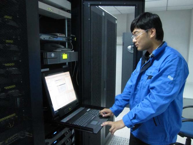 服务器大数据管理员的角色和职责是什么？