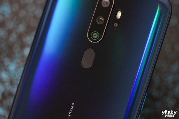 oppo a11摄像头玻璃采用的是什么材料？