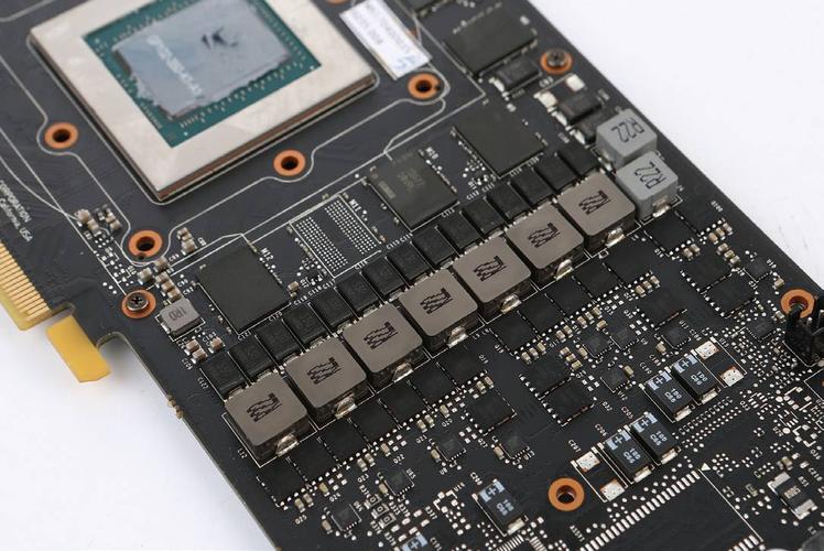 双卡1080 Ti SLI配置，如何选择合适的主板？
