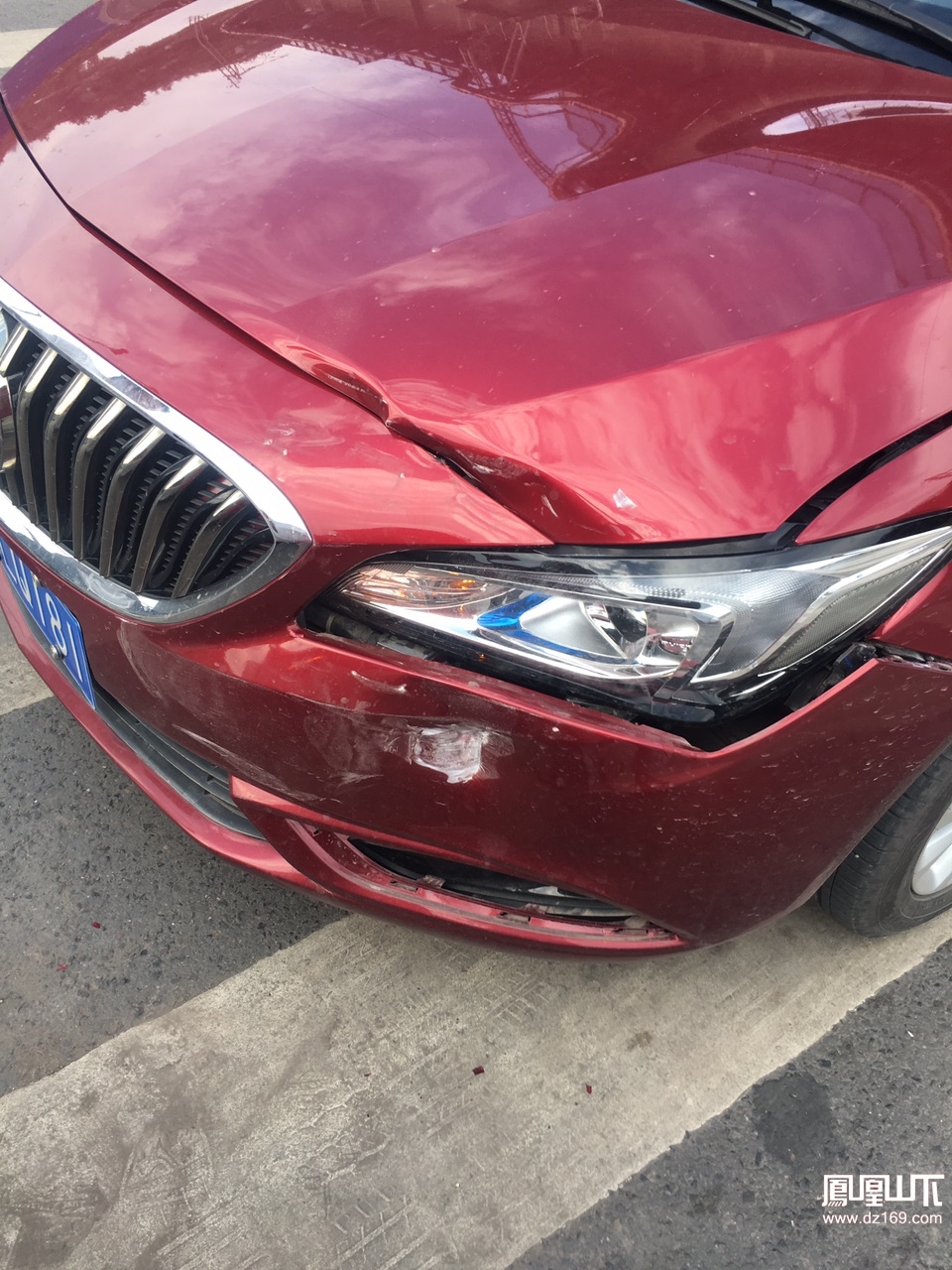 三轮追尾轿车_路口追尾三轮车怎么办_追尾三轮车对方走了怎么办