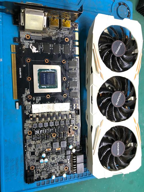 双卡1080 Ti SLI配置，如何选择合适的主板？