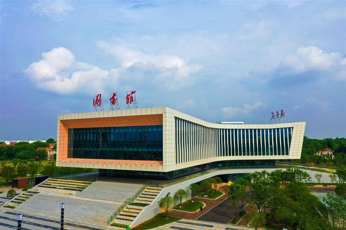 书店图书整理员面试_面试书店店员需要准备什么_书店店员面试技巧