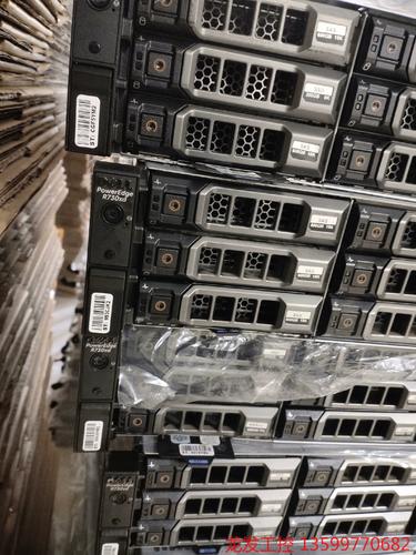 配置戴尔R730服务器需要哪些硬件组件？