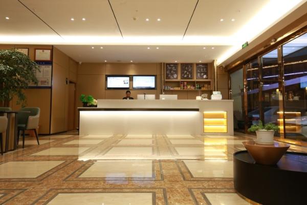 绿云酒店管理系统手机_酒店绿云系统手机版_酒店软件绿云