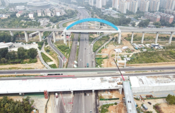 项目强省会｜济南绕城高速小许家至港沟段改扩建工程新建桥梁混凝土浇筑完工
