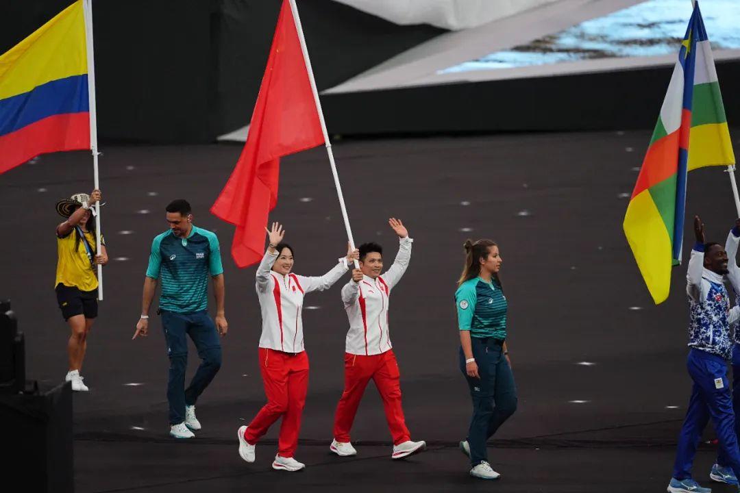 奥运冠军李发彬妻子在家卖菜?本人回应! 奥运冠军李发彬妻子在家卖菜?本人回应!