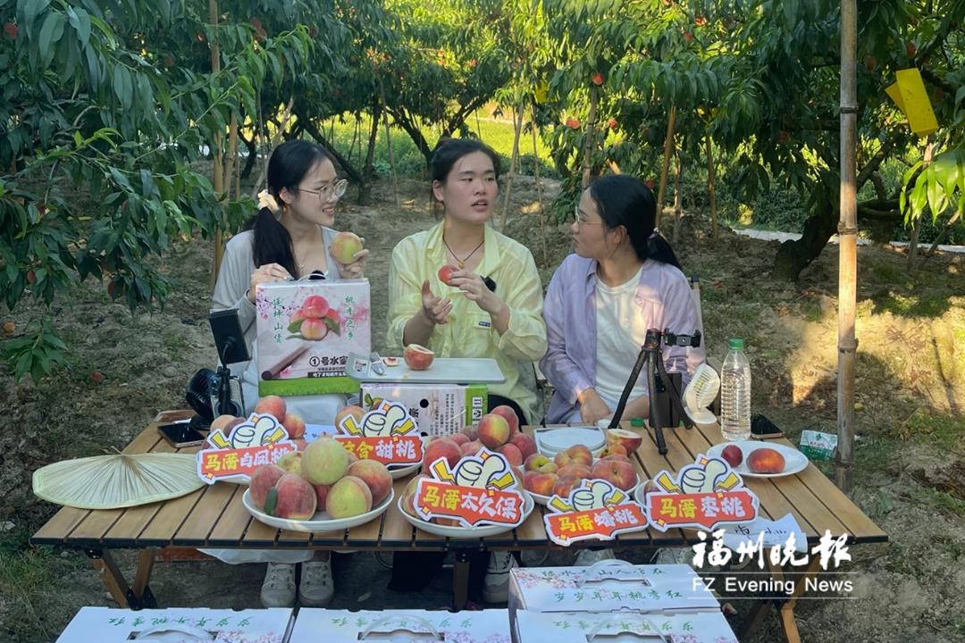 福州年轻干部创作无厘头短剧让乡村“嗨”起来