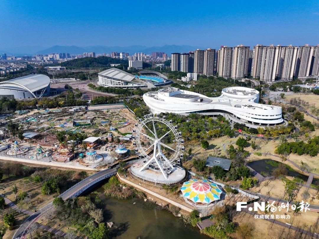 旗山湖摩天轮预计“五一”迎客