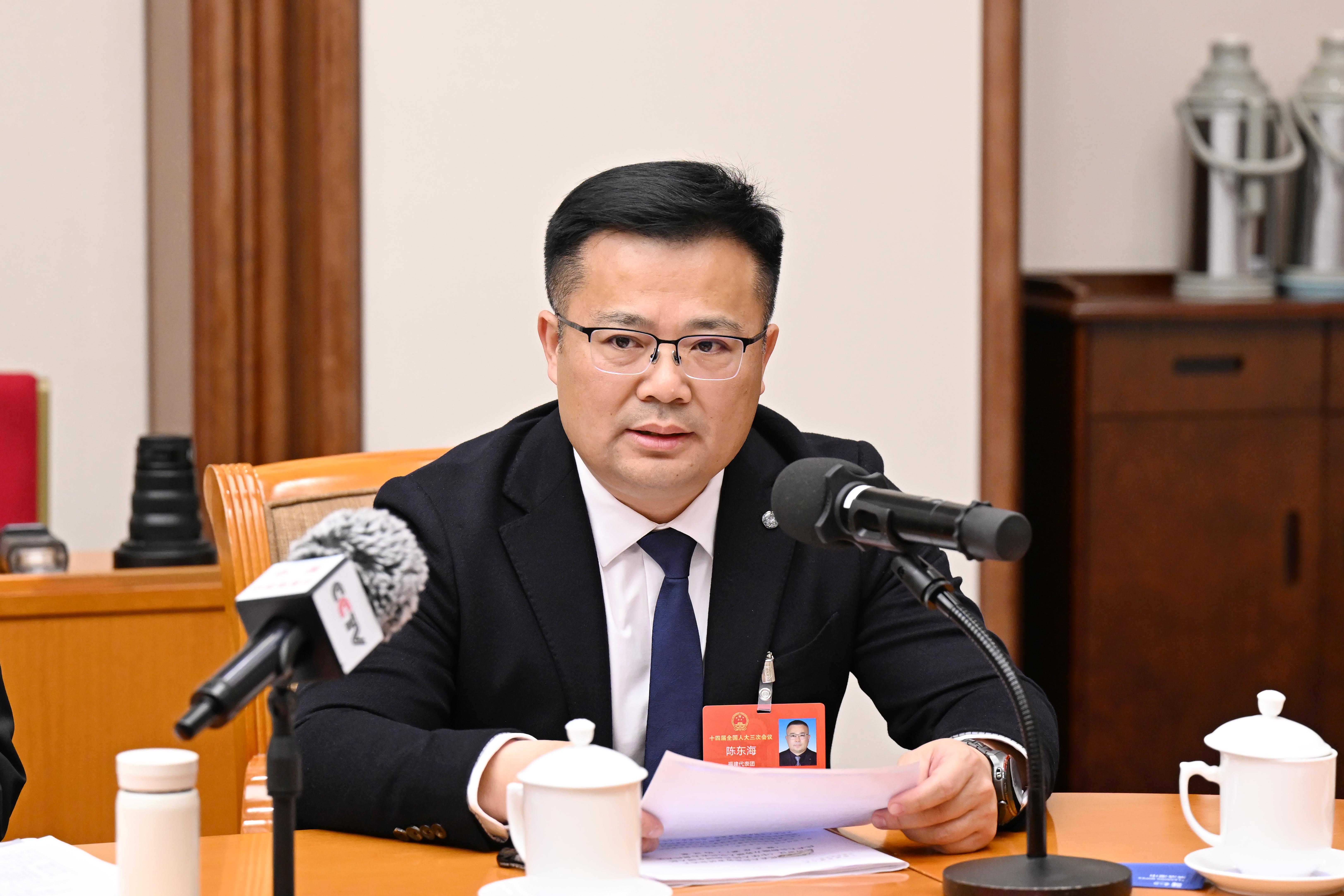 两会进行时丨闽台两岸一家亲，同名同宗亦同心
