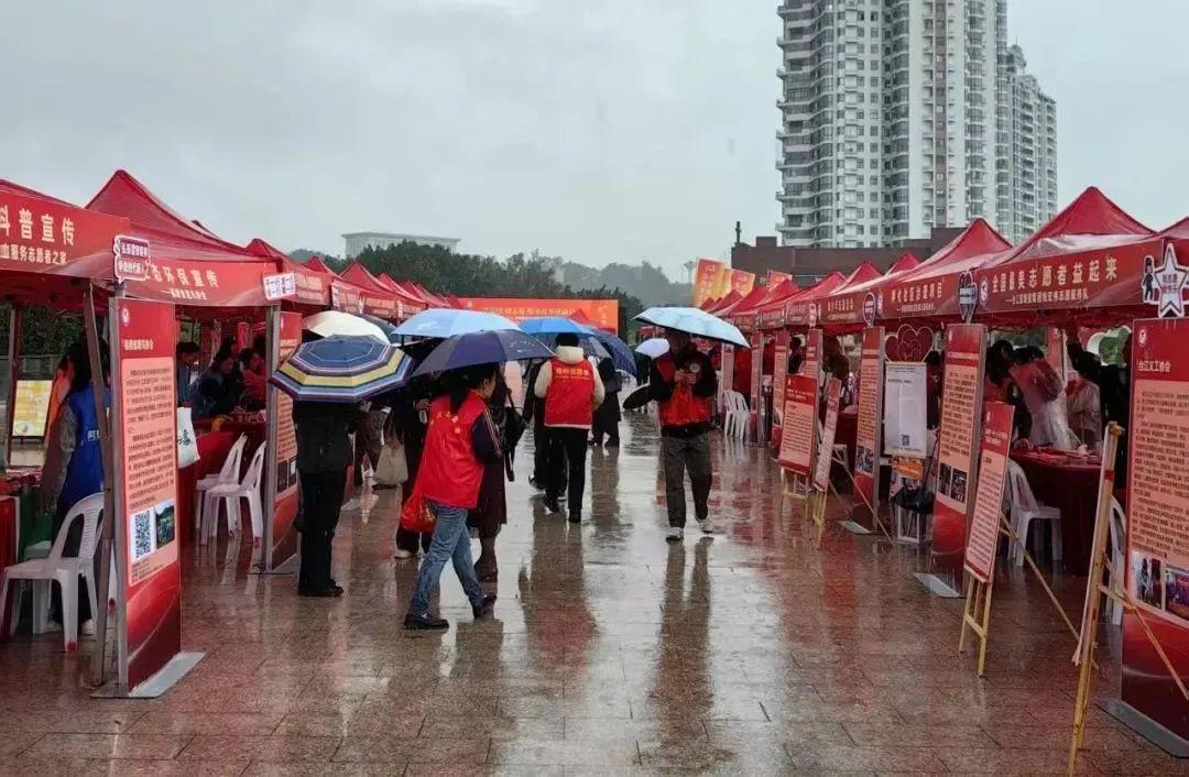 今天在“闽江之心”有一场别样追“星”！