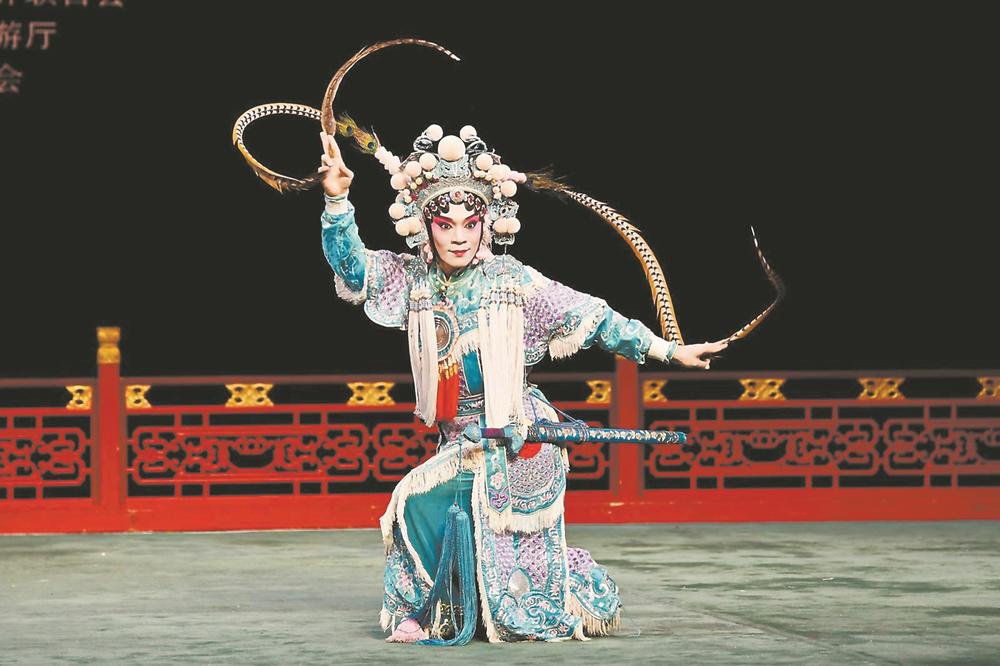 台湾演员首次亮相福建省戏剧水仙花奖比赛舞台