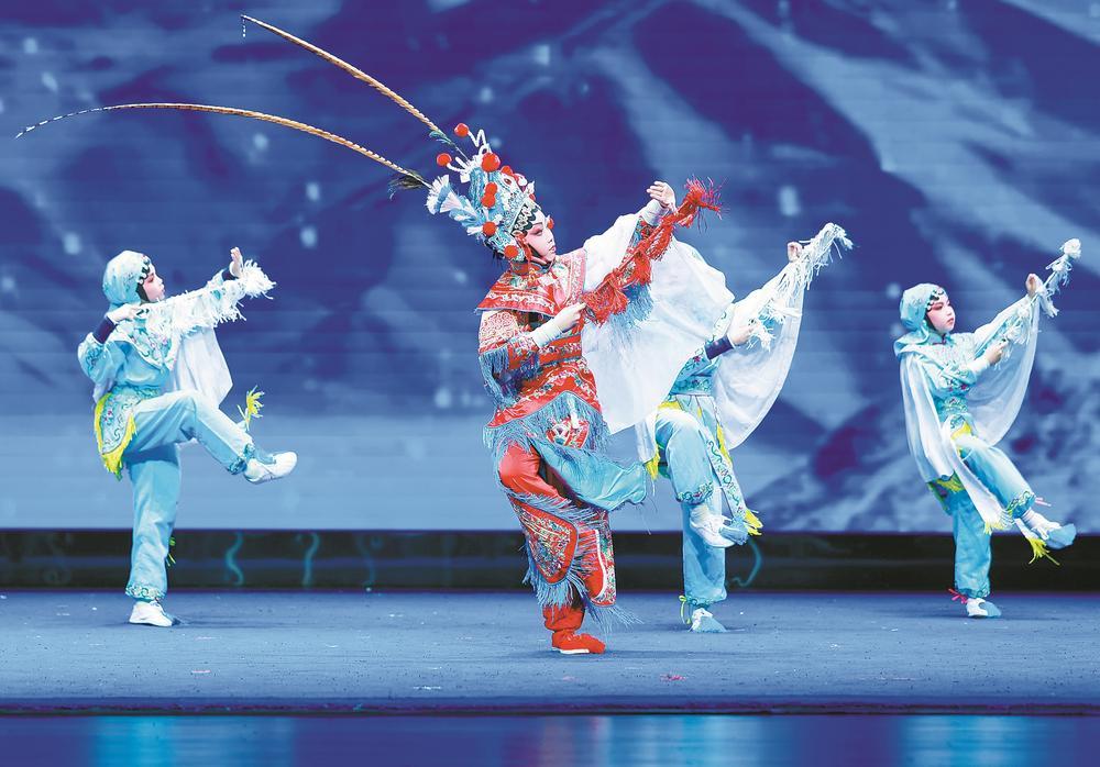 福建喜摘14朵中国少儿戏曲“小梅花”