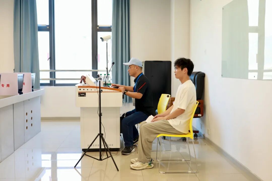 笔锋所至 法治启航——2025年国家统一法律职业资格考试福州考区圆满收官